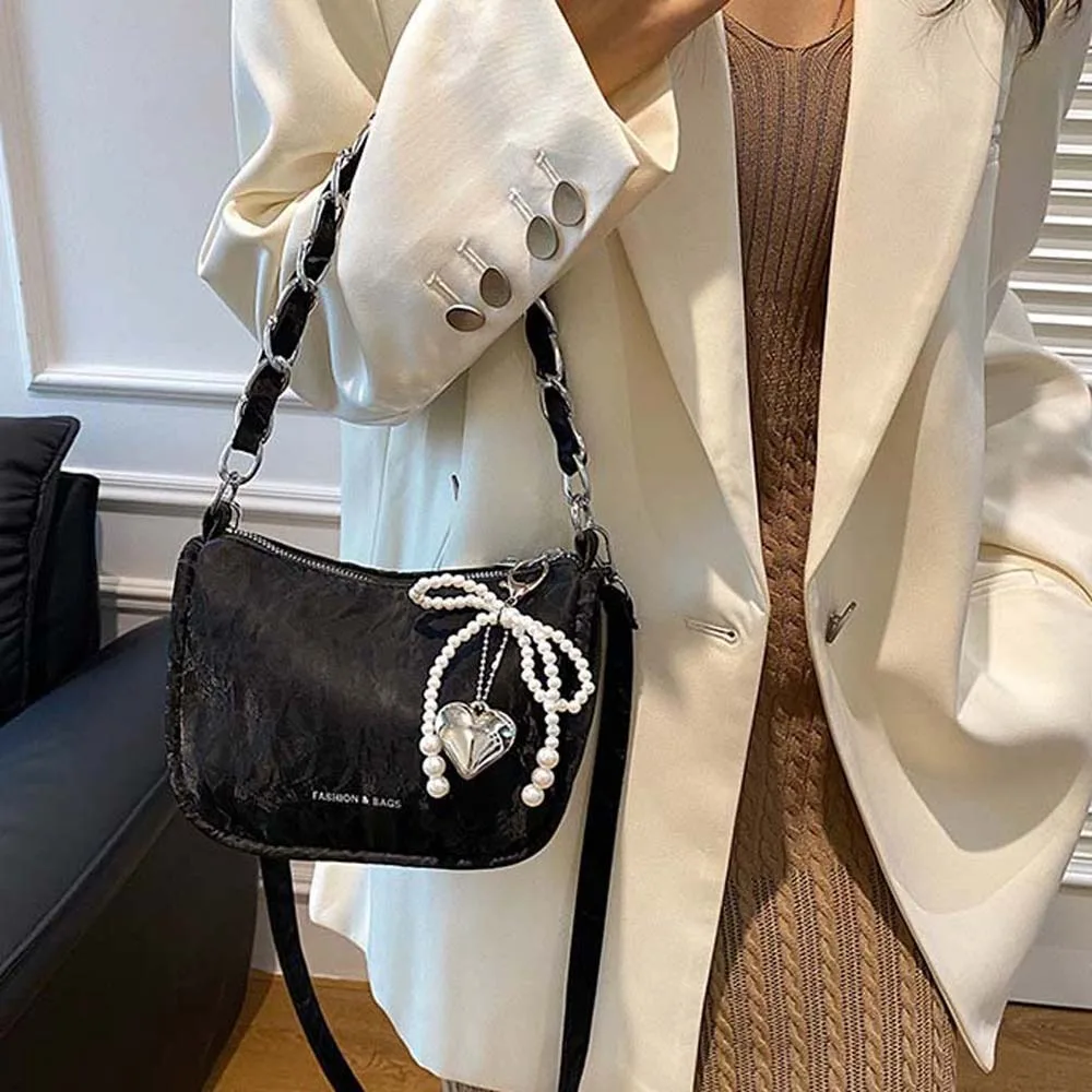 PU Leather Beaded Bow Underarm Bag Anti-Splash Water Large Capacity Texture Crossbody Bag Bag Charm Versatile Y2K Chain Handbag