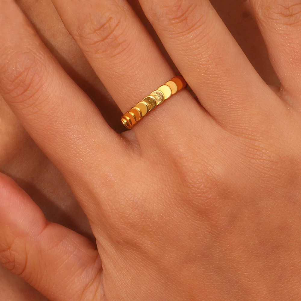E.B.belle Basic Fish Scale Texture Design Minimalist Stainless Steel 18K Gold Plated Rings For Woman Ladies Girls Female Ring