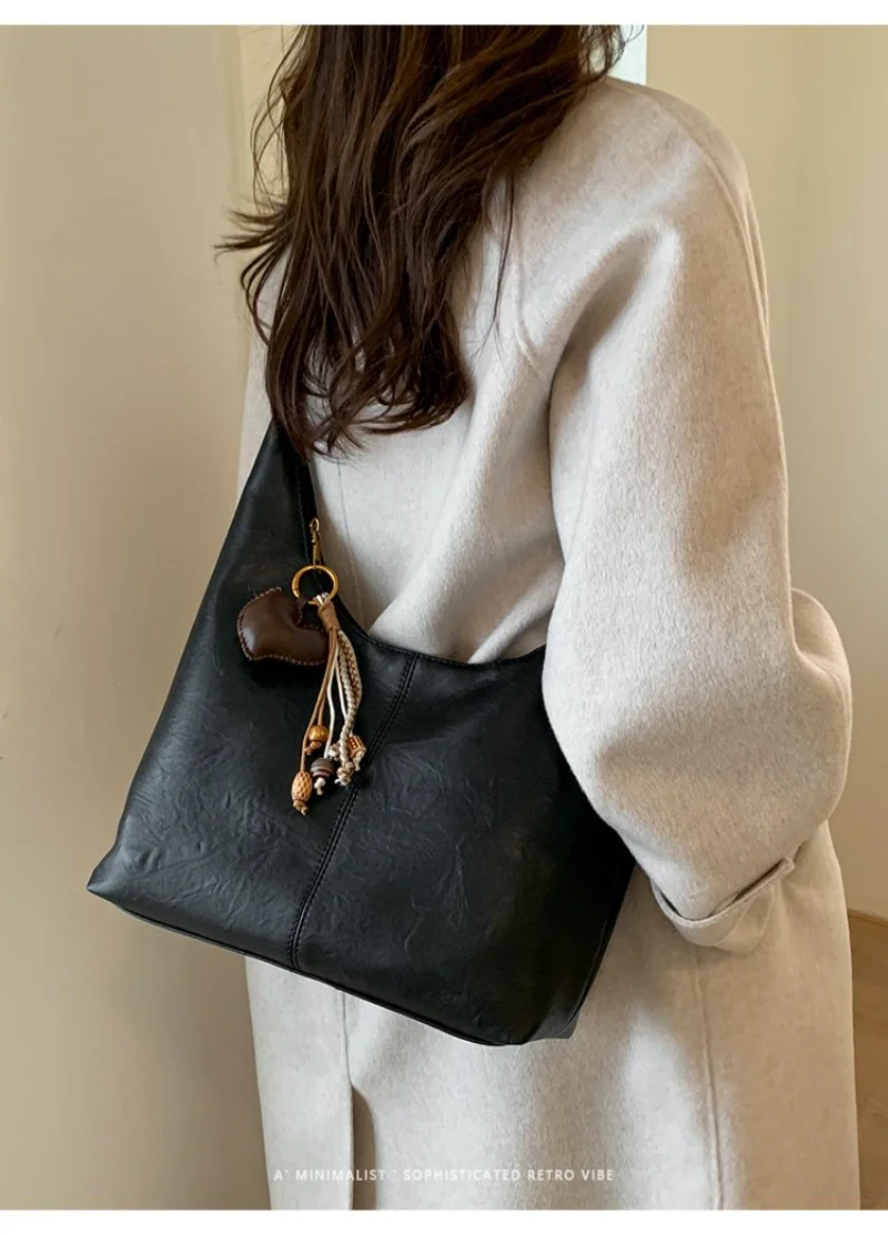 

Women's Casual Minimalist Underarm Bag, Vintage Everyday Purse with Retro Vibe, Ideal for Work, Weekend Outings and Casual Wear