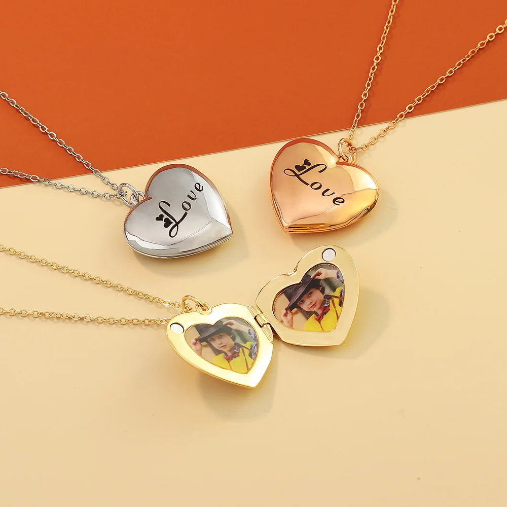 

Custom Text Name Date Love Heart Necklace Photo Box Locket Pendant Photo Frame Lovers Friend Couple Anniversary Jewelry Gift