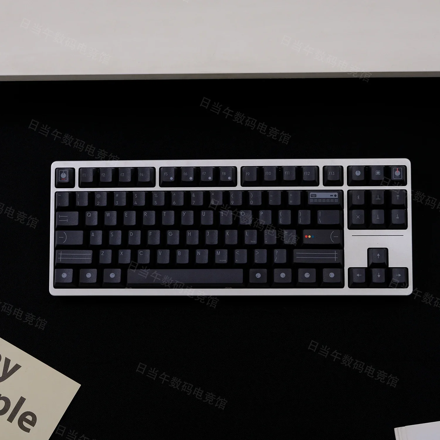 

Black and engraved original keycaps pbt five-sided sublimation mechanical keyboard customized full set