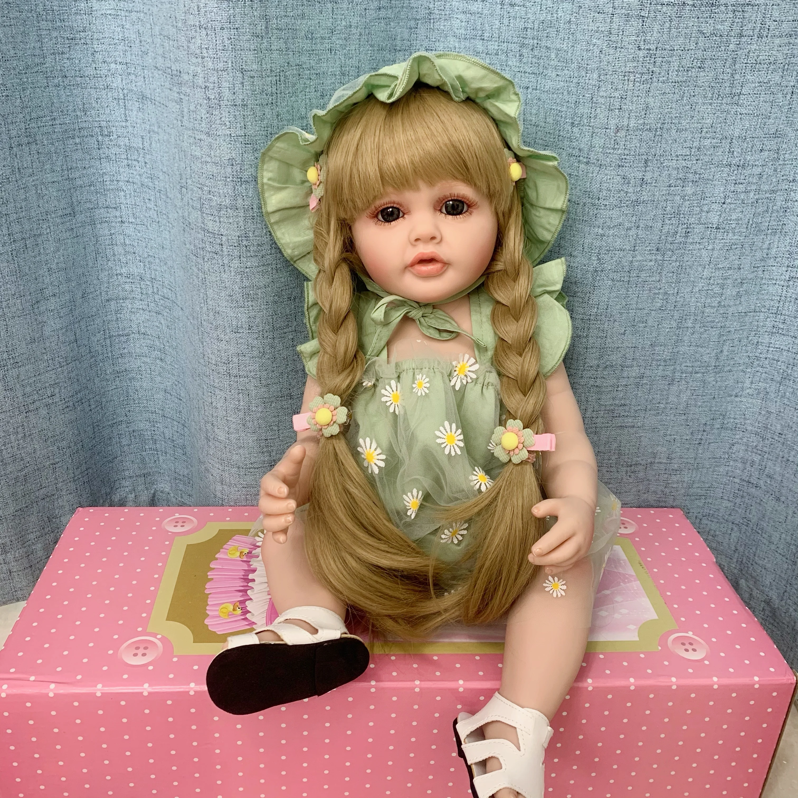 55 CM 22 Inch Soft Silicone Reborn Baby Long Hair Girl Doll Toy Lifelike Realistic Princess Toddler Beautiful Bebe