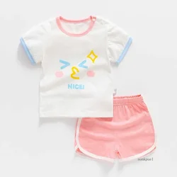 2PC Baby manica corta top + pantaloncini Set neonata cotone Tshirt top estate pantaloni infantili vestiti bambini ragazze tuta sportiva