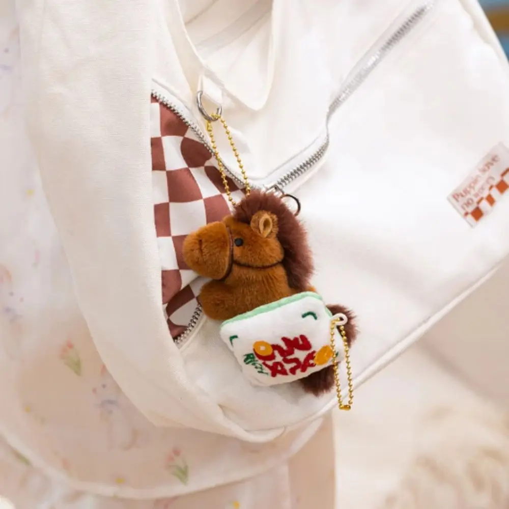 9 سنتيمتر رائعة محظوظ المهر اللعب حجم صغير لطيف تصميم المهر قلادة مزيج نمط المواد البسيطة الكرتون الحصان الصين السنة الجديدة