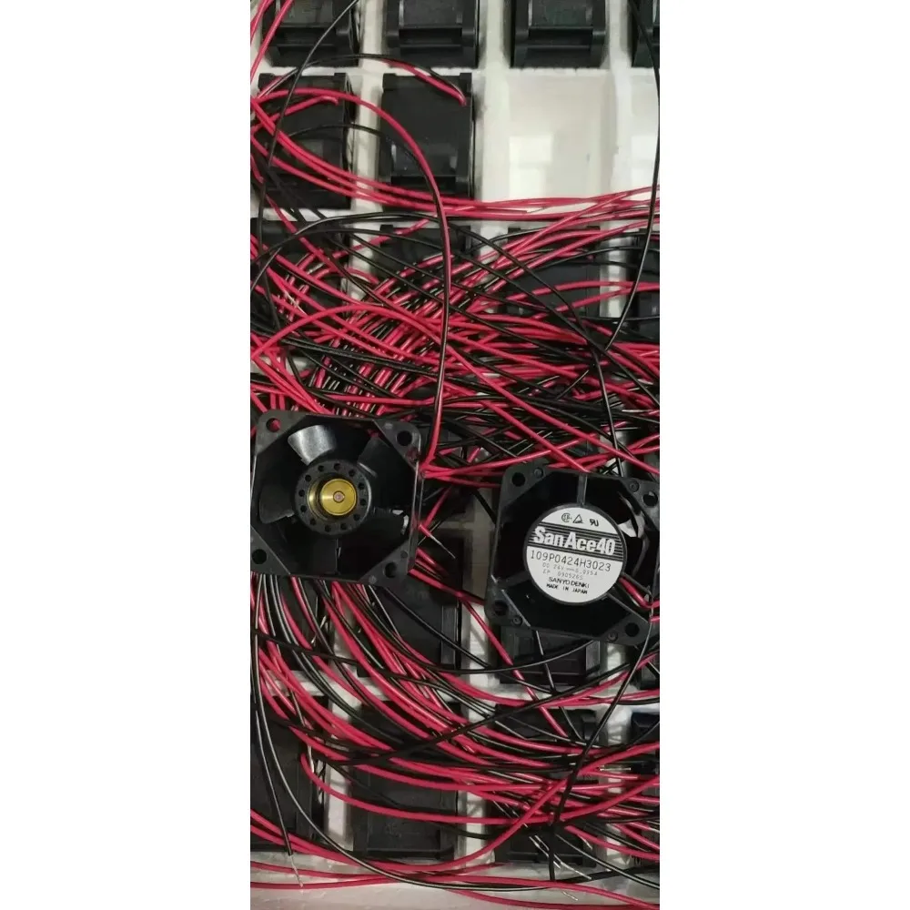 Sanyo Denki 109P0424H3023 DC 24V 0.095A 2-Wire 40x40x28mm  Cooling Fan