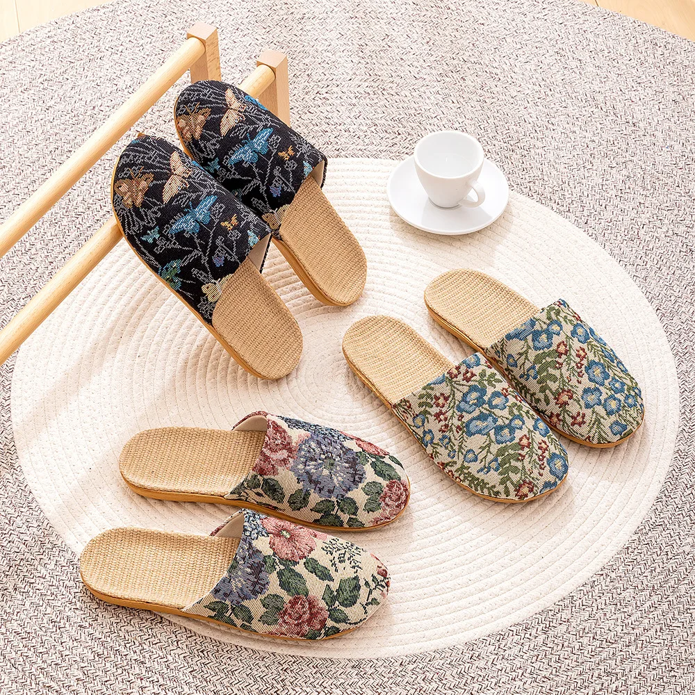 

Summer New Arrival Little Bear Fabric Linen Home Slippers for Women Indoor Quiet Breathable Comfortable Floor Shoes