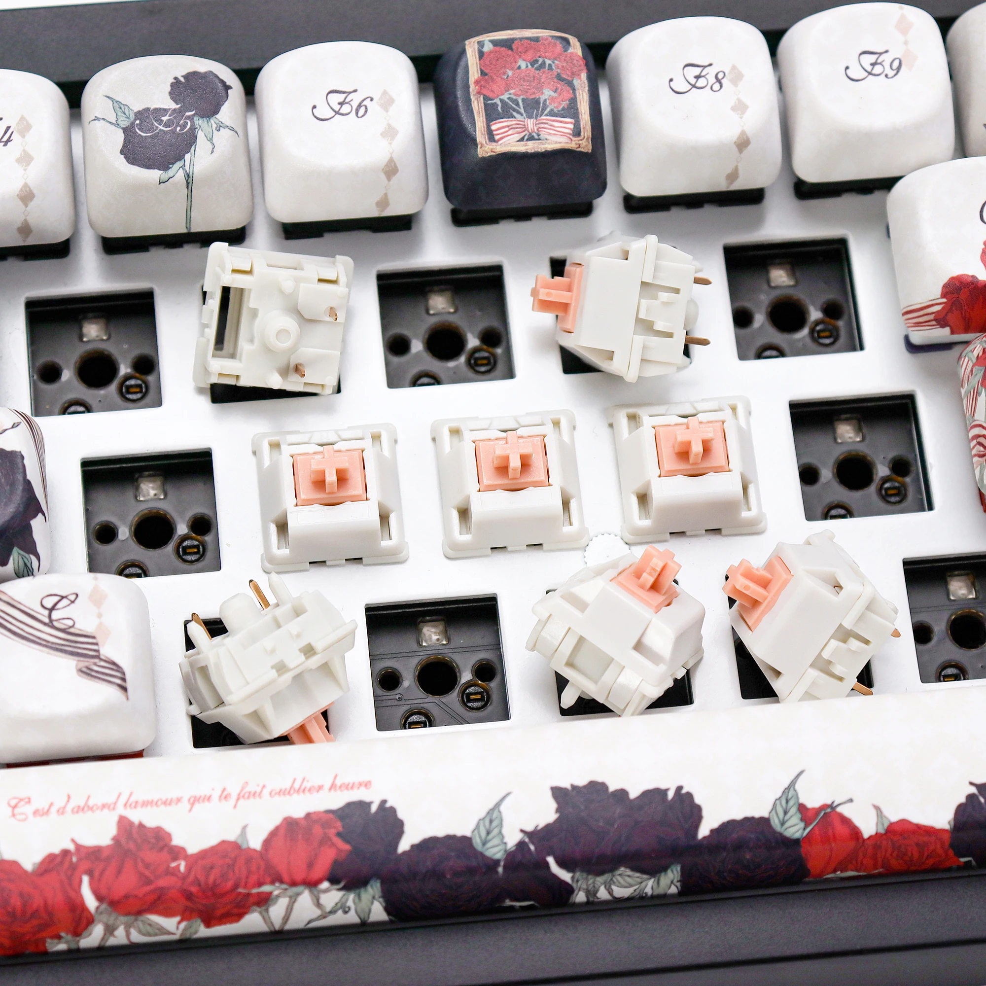 KBDiy ホーリーパンダスイッチ ​ カスタム5ピン ​ メカニカルキーボード 55gf 62gf 67gf タクタイルスイッチ 工場出荷時潤滑済み MXステム ​ 35個
