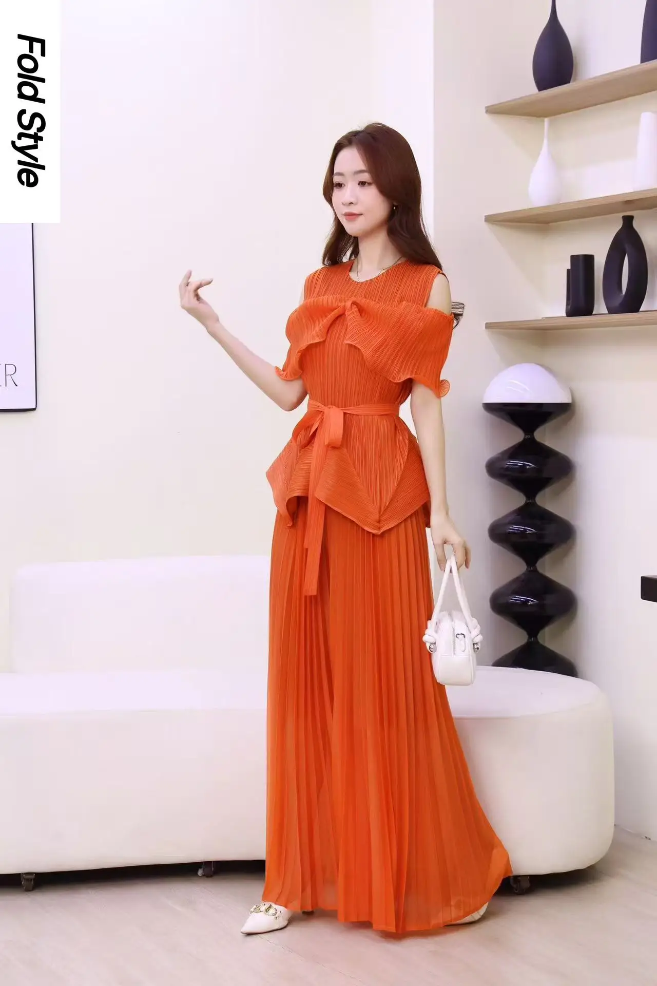 

Miyake Необычная юбка-фонарик, топ, длинная плиссированная юбка на шнуровке, комплект из двух предметов, новый плиссированный женский костюм 2025, новый женский костюм