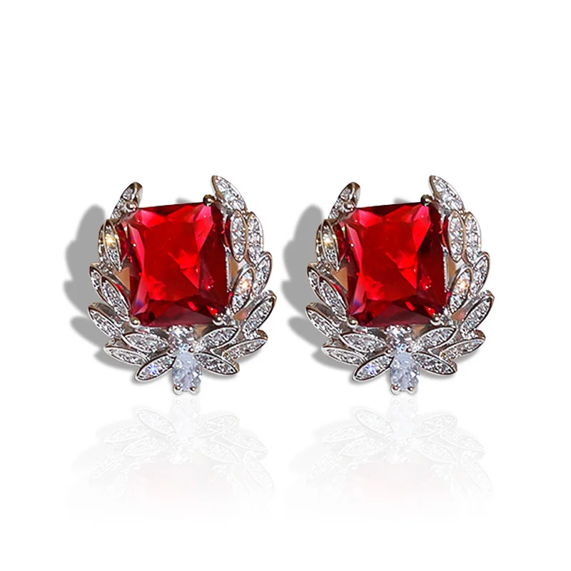 Huitan Bright Red Crystal Stud Earrings for Women Chic Elegant Female Engagement Ceremony Accessories Fashion Shinning Jewelry