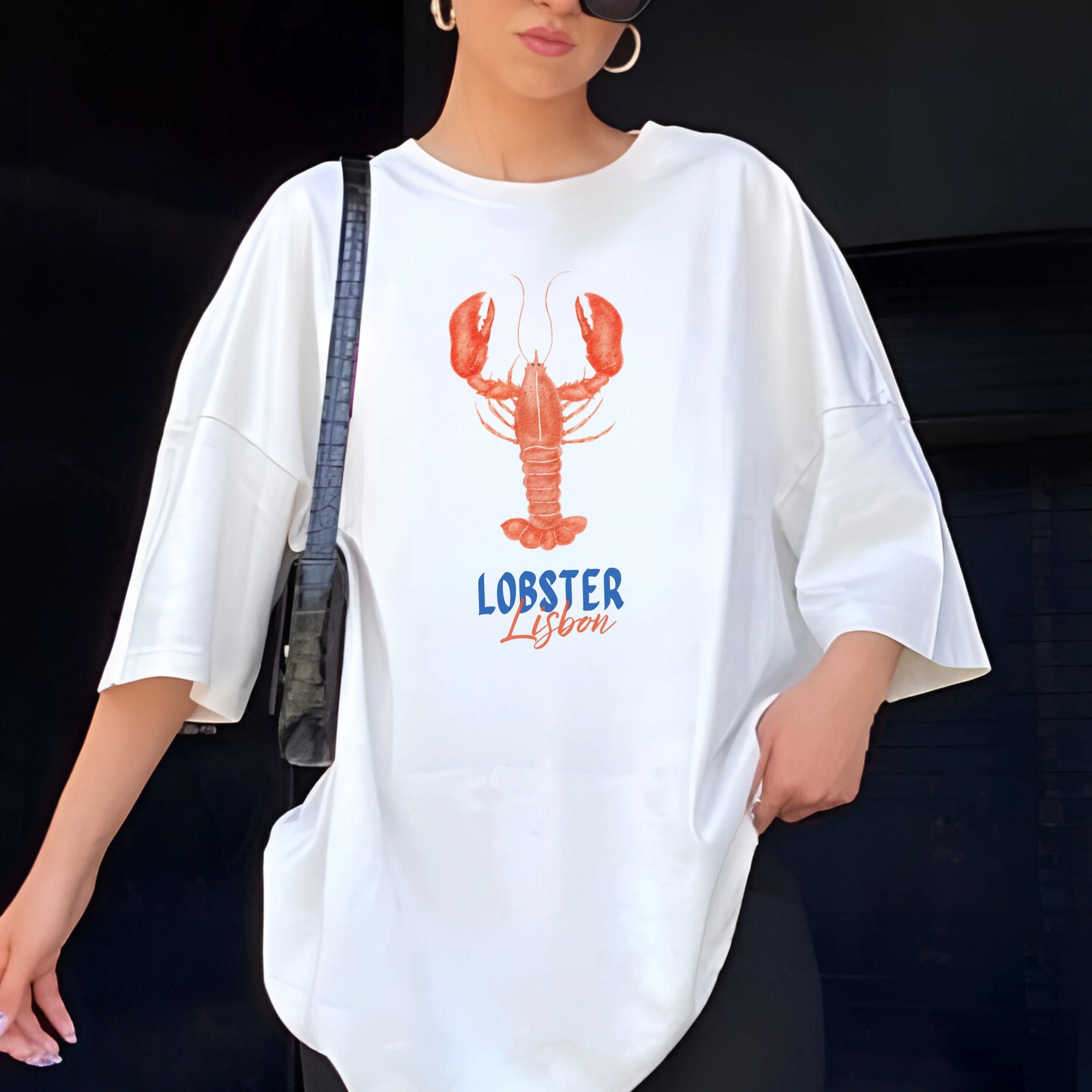 

2024 New Fashion Summer Holiday Trip Casual Female T-shirt Cartoon Lobster Print Women Shirt New Trend Street Simple Girl Tee