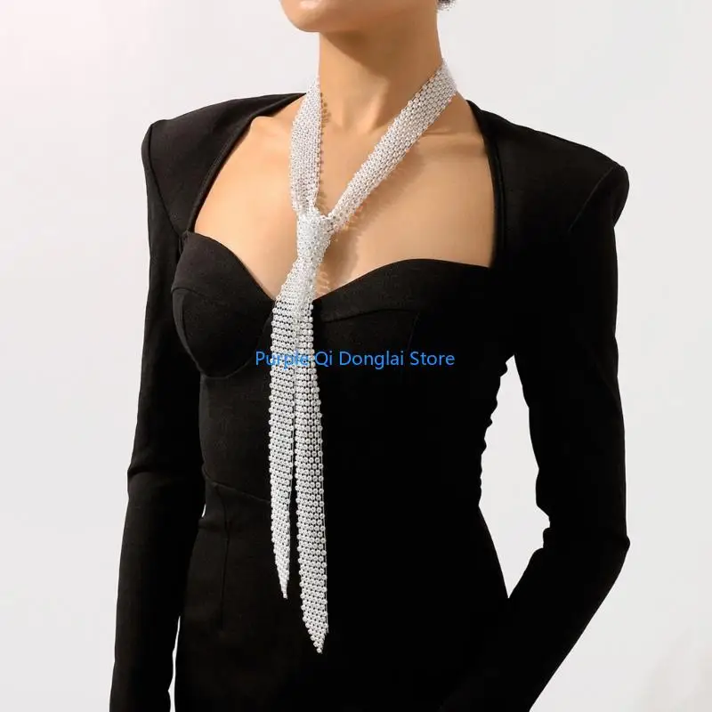 L21E Tie Exaggerated Rhinestones Temperament Necklace Modern City Trend Necklace