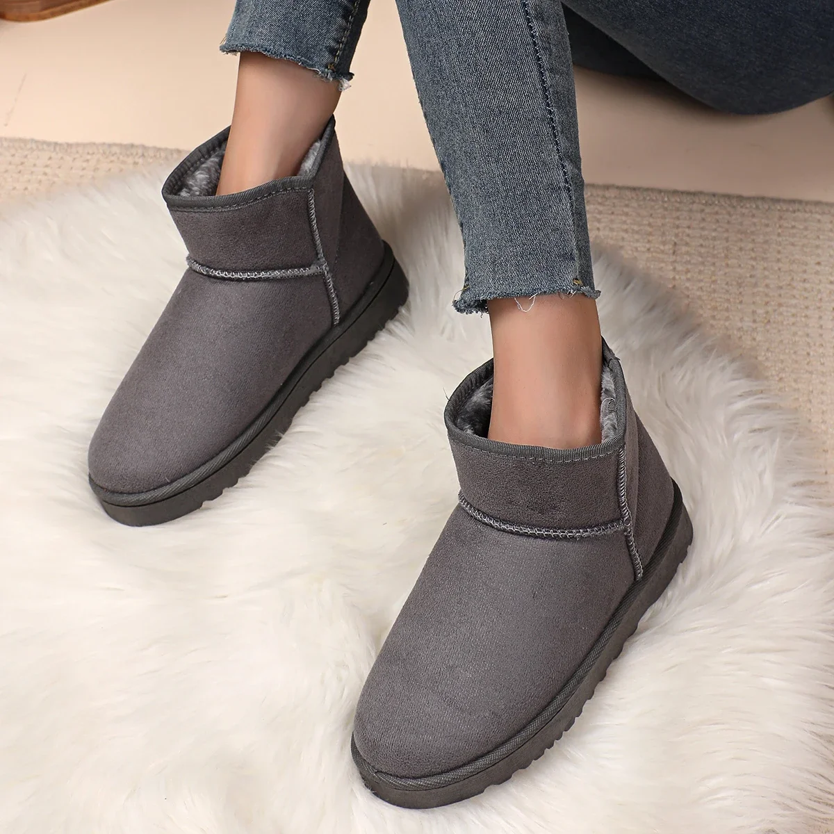 Modische/Sexy Rutschfeste Winterstiefel mit Flachem Schaft, Neue Runde Zehenpartie, Bequeme und Lässige Warme Schneestiefel für Damen – Detail 9