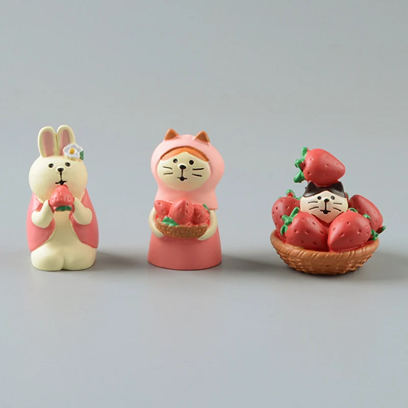 

Cartoon Figurine Model Cat Rabbit Strawberry Cake Resin Pink Kitten Bunny Mini Figures Home Dollhouse Decoration for Girls Toys