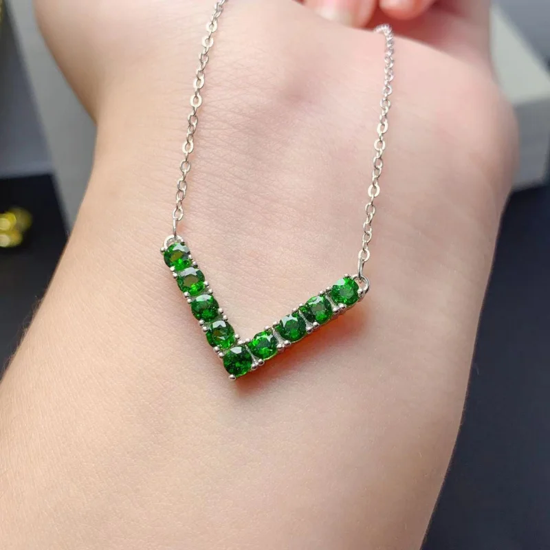 

Natural Diopside Clavicle Chain 925 Silver Inlaid Necklace Pendant Women'S Gemstone Jewelry
