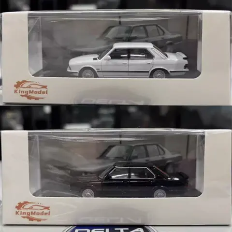 Diecast 1:64 Skala M5 E28 Fyradörrars Simulering Legeringsbilmodell Statisk Display Samlarleksak Present Souvenir Dekration 8 best sales M5 pressgjuten - №7