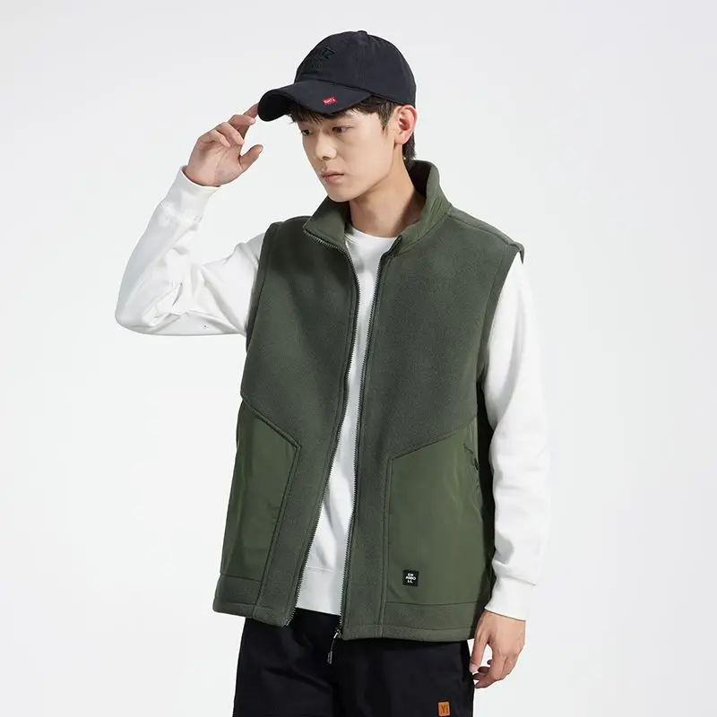 

Stylish Men's Fleece Vest Loose Fitting Windproof Blazer with Collar Thermal Layering Piece for Cold Weather Activities​