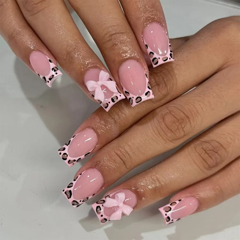 24pcs Pink Short Square Fake Nail Art Design Leopard Print French False Nail Wearable Simple Bow Stick on Press on Nails Tips