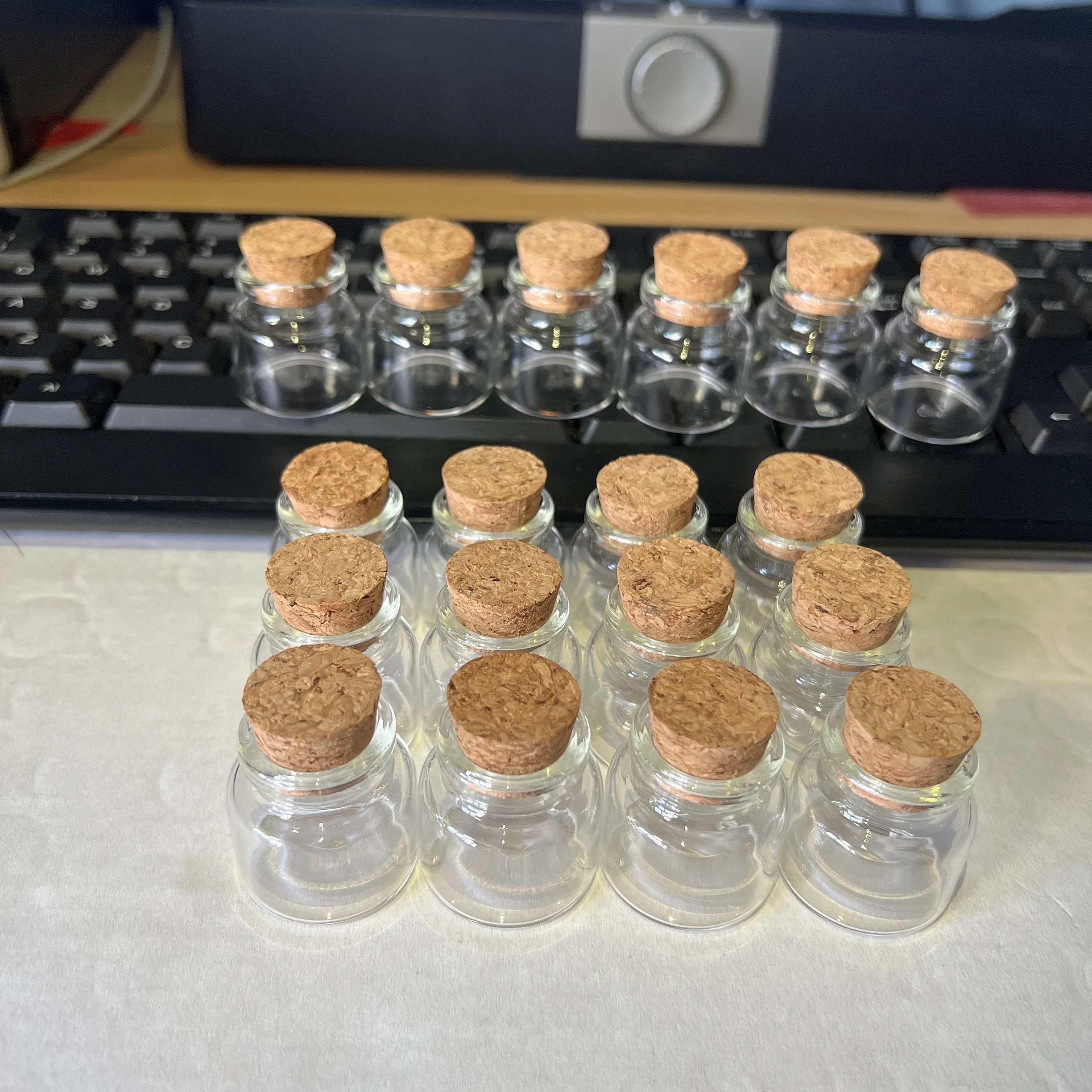 40/72/105 pcs 10ml Mini Decor Glass Bottles Cork 16×30×30mm Tiny Glass Jars Clear Containers DIY Crafts Wishing Vials Storage
