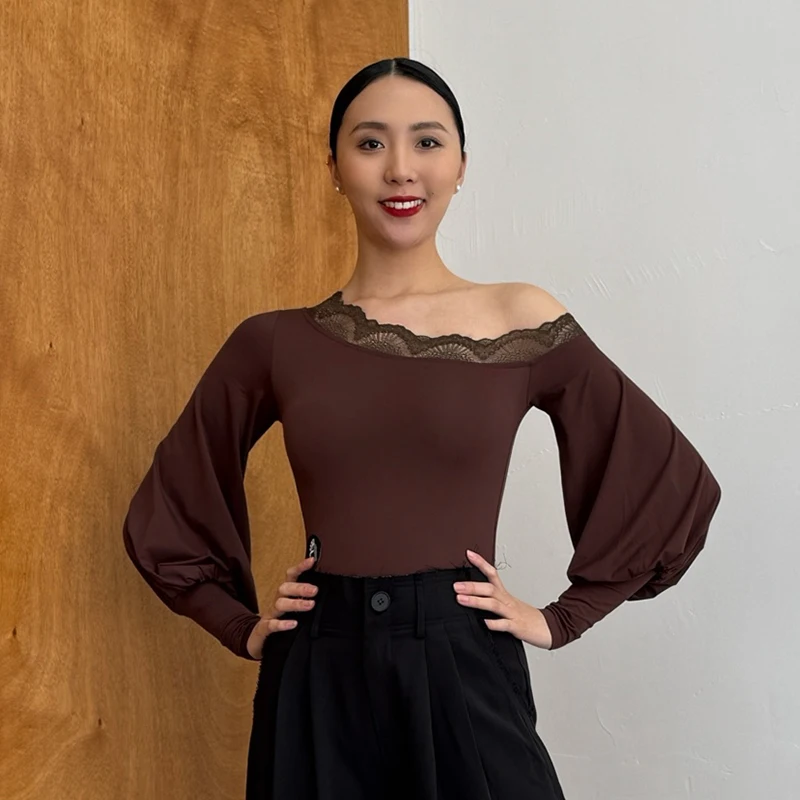 2025 nouvelles femmes salle de bal haut de danse épaule inclinée à manches longues danse body adulte Samba Rumba danse moderne body XH2916