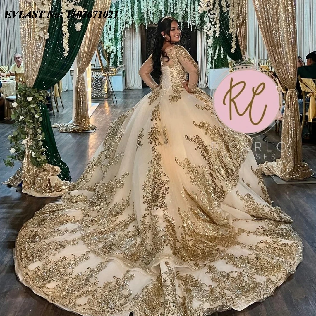 EVLAST Personalizzato Oro Abito Quinceanera Abito di Sfera Off Spalla Applique Che Borda Manica Lunga Dolce 16 Abiti De Anos SQ351