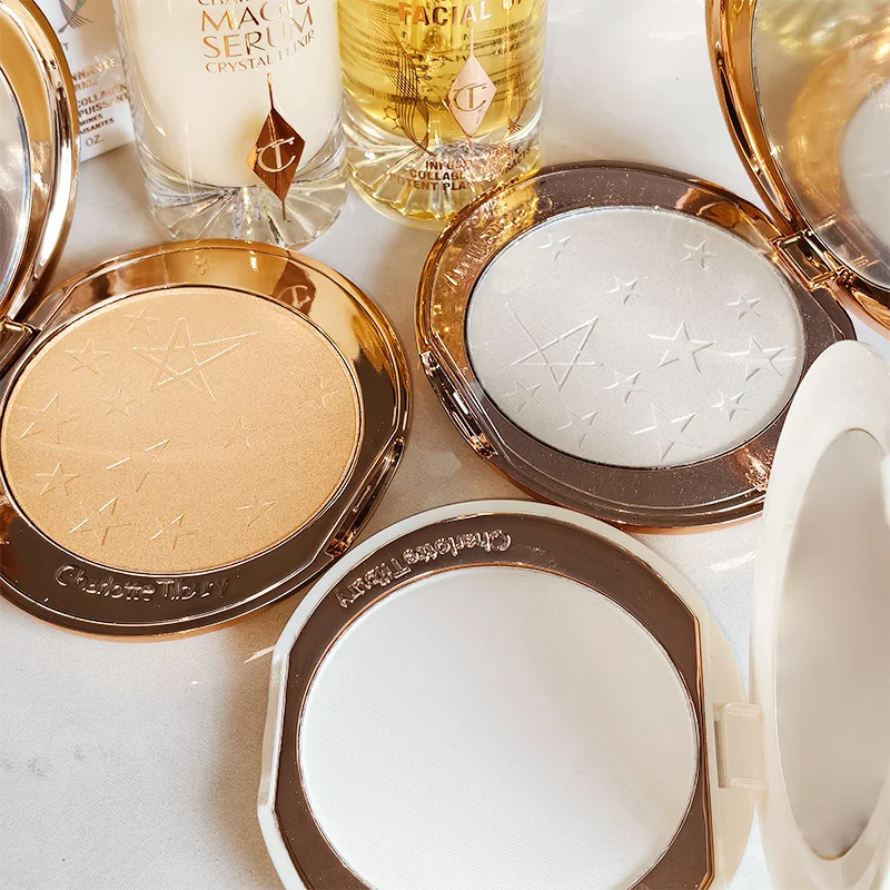 Image of Charlotte White Moonlight Puder & 6 Farben Lidschatten-Creme Fixierspray Lippen- und Wangen-Dual-Use-Puder Rouge Tilbury Cosmetics