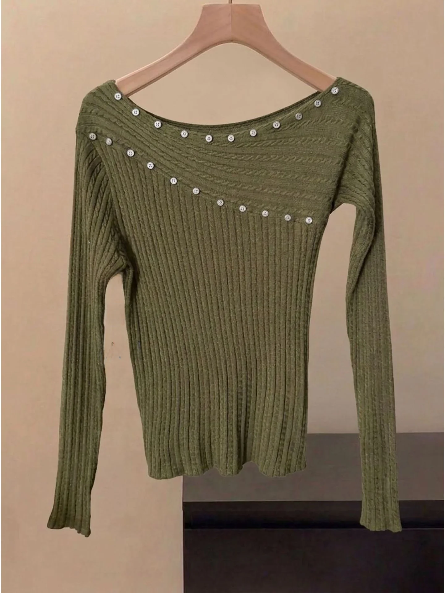 Green Knitted Long Sleeve Shoulder Bared Women's Top Slimming Waist Design French Style Soft Knitwear Casual Wear for Ladies