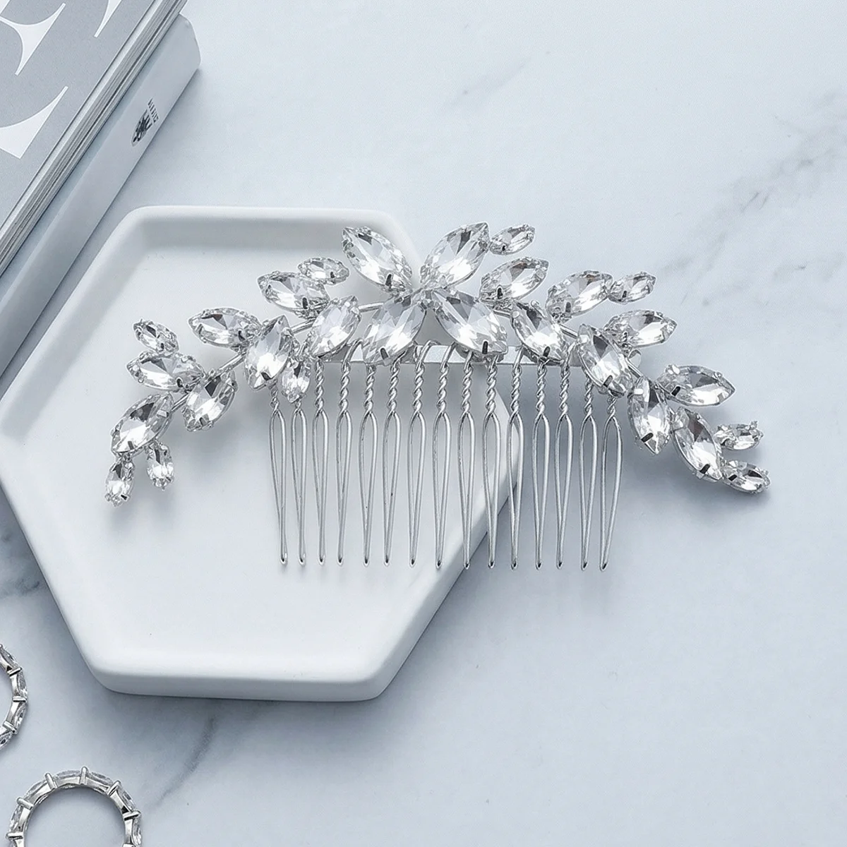 Fashion Classic Crystal Hair Comb Elegant Jewellery Headpiece Bridal Wedding Hair Accessories Hair Ornament Holiday Gifts