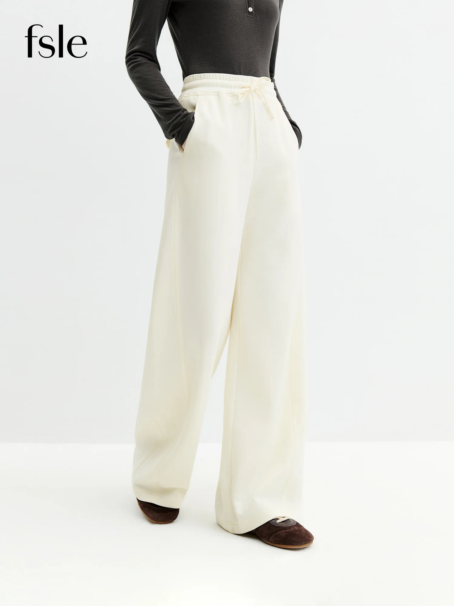 Image of FSLE 2026 Herbst Damen High-Waist Jogginghose mit weitem Bein aus weichem Fleece – Gerade geschnittene Freizeithose für den Alltag