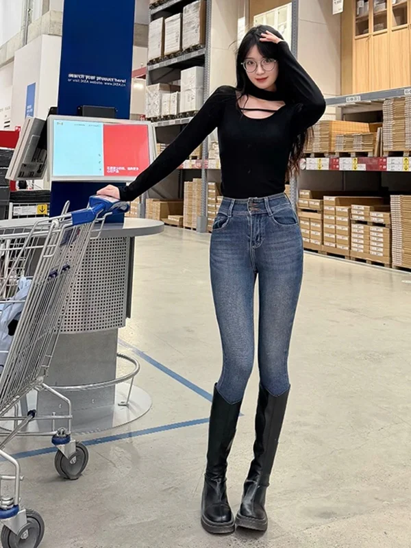 

Retro Fleece Lined Thick Pencil Jeans Women's Spring 2026 Slim Fit Bootcut Elastic Booty Enhancing High Waist Denim Pants
