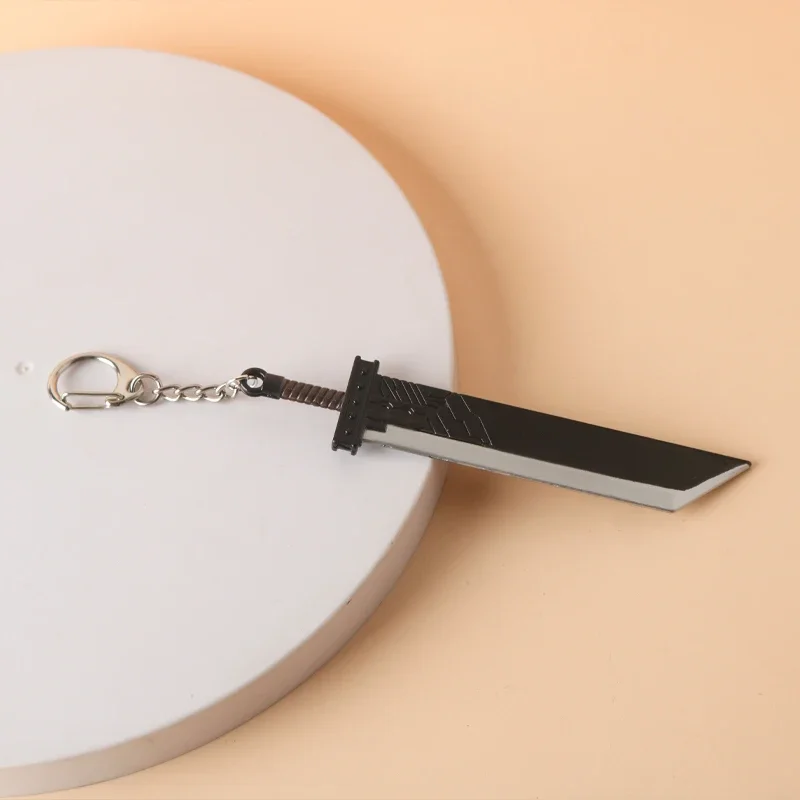 Final Fantasy 7 Jogo Keychain para Fãs, Cloud Blaster Espada, Remake Espada, Sem Arma, Metal Pingente Chaveiro, Cosplay Jóias
