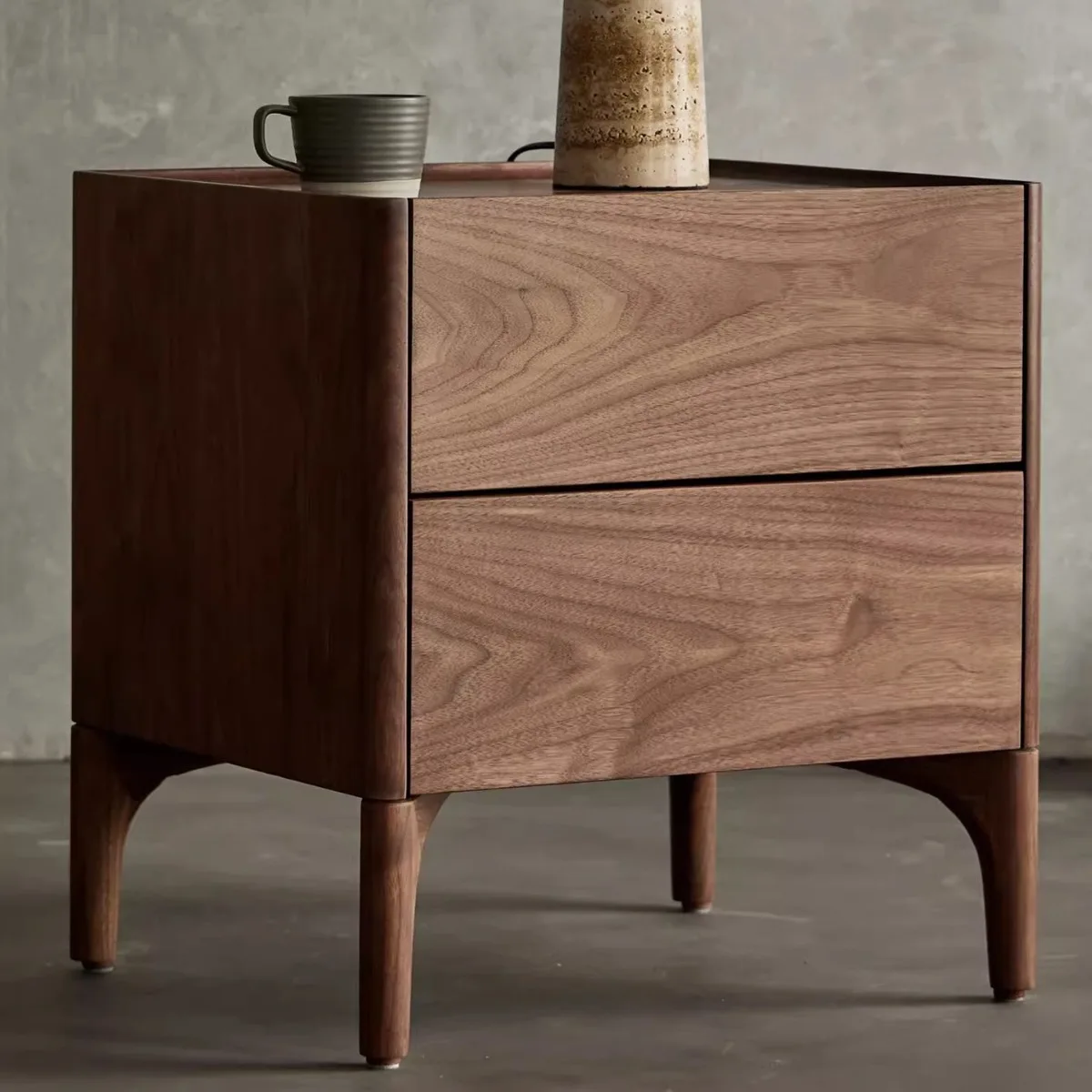 Simple and modern all-solid wood bedside table Bedroom bedside table Light luxury locker