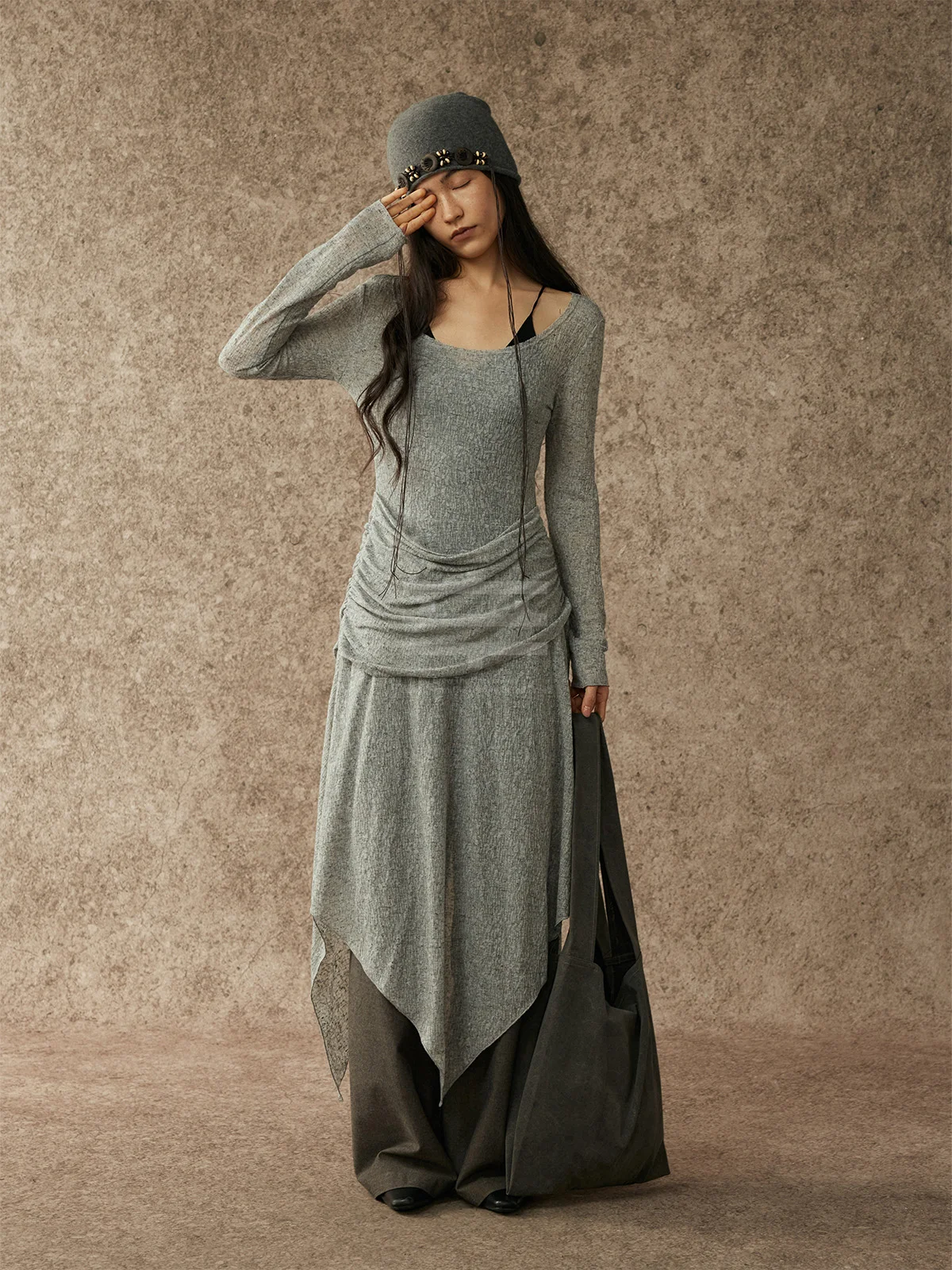 

Топ с асимметричным подолом, из смесовой марлевой ткани, вязаный хлопок, длинный рукав, круглый вырез, стандартный крой, весенняя мода