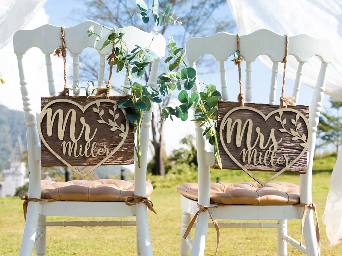 

Mr Mrs chair signs Mr and Mrs wood sign Wedding sign Wedding chair signs Rustic wedding Custom chair sign Bride and Groom Decor
