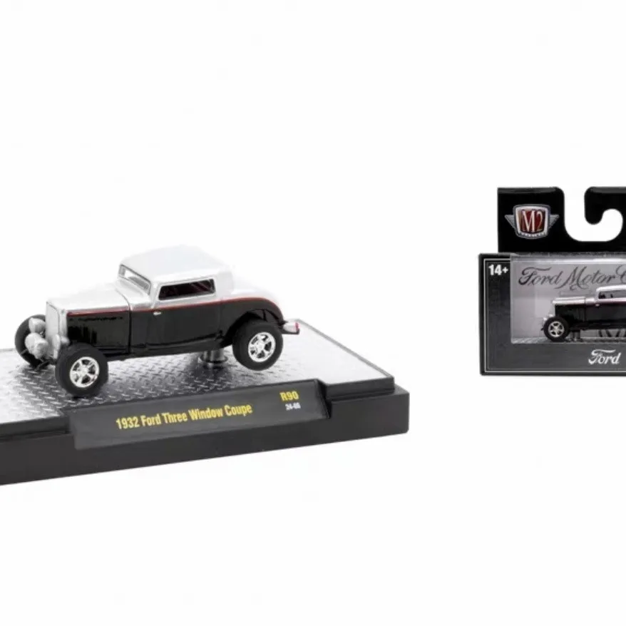 M2 1:64 1932 Ford Three Window Coupe Die-cast Model Car
