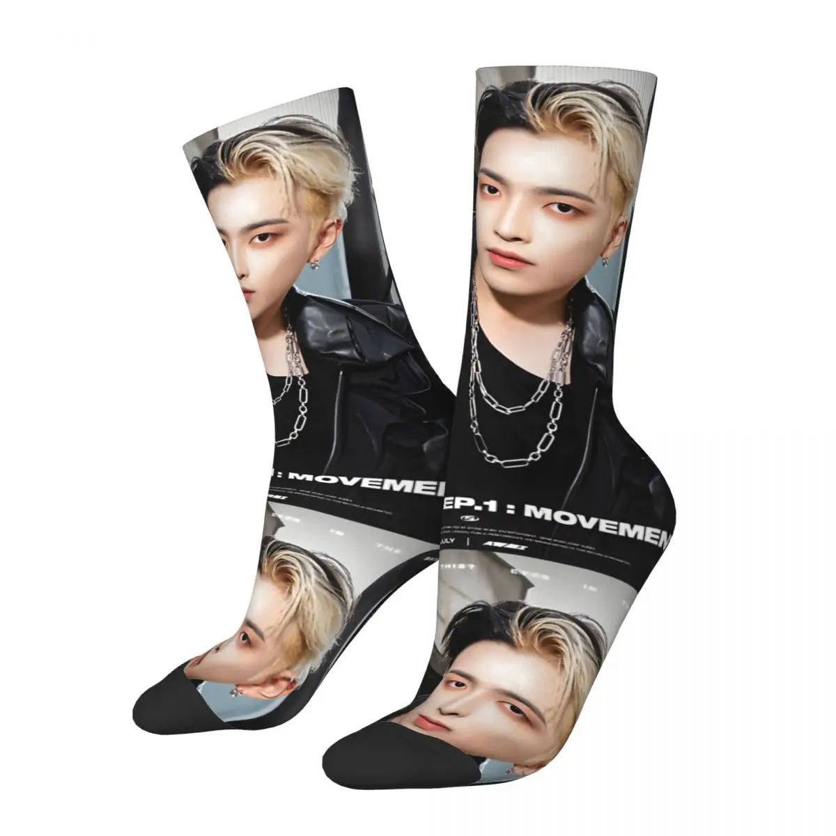 Crazy compression ATEEZ HONGJOONG THE WORLD EP1 Sock for Men Vintage ATEEZ Quality Pattern Crew Sock Novelty