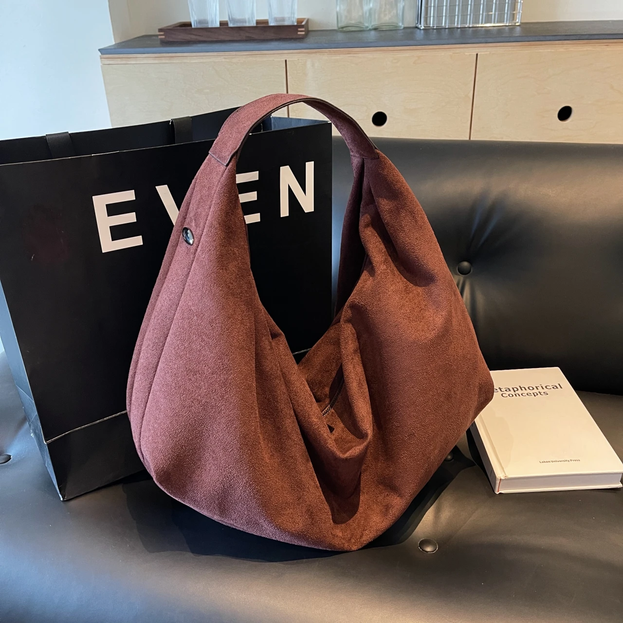 Large Faux Suede Hobos Bags Women Solid Black Packages Winter Autumn Big Handbags Lazy Style Designer Female Casual Totes Bags