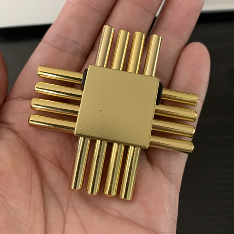 Logic Metal Brain Teasers CPU Mind Educational Puzzles Game for Adults Size 6 * 6 CM