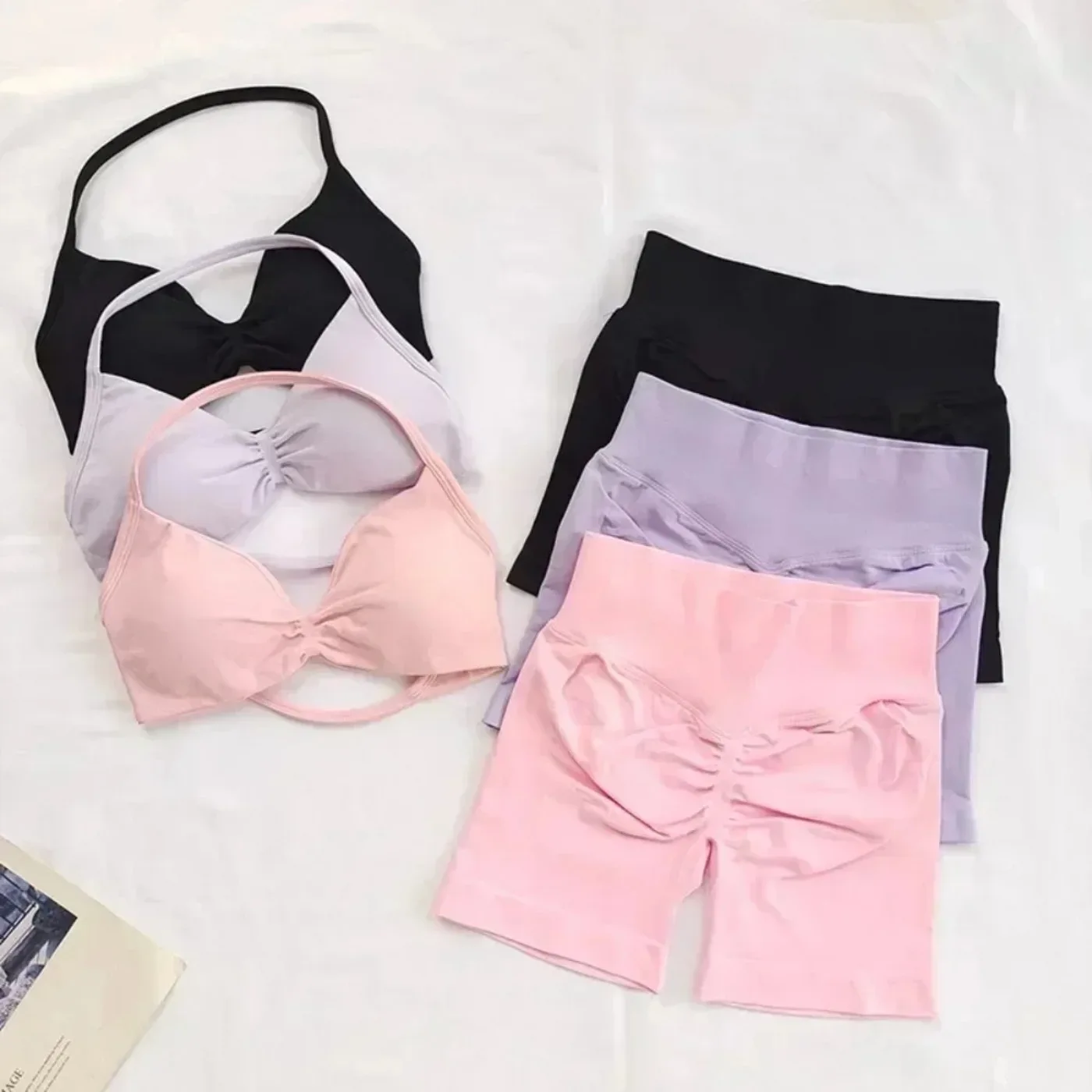 

Summer Comfort Sports 2-piece Set Women's Gym Fashion Neck Yoga Fitness Clothing Hip Lift Shorts Neck Strap Bra Pilates Set