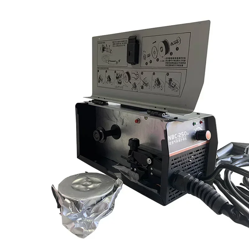 

Сварочный аппарат в защитной среде углекислого газа Встроенный аппарат Маленький два сварочных аппарата Домашний безгазовый сварочный аппарат