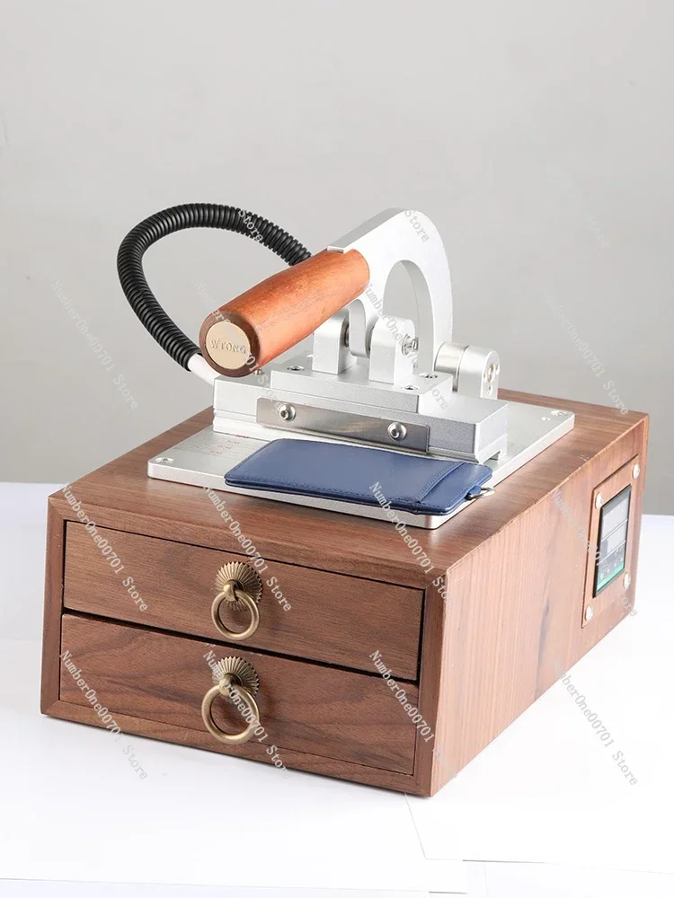 

Small Manual Leather Brass Version Movable Type Copper Mould Handmade Leather Hot Press Stamping Machine