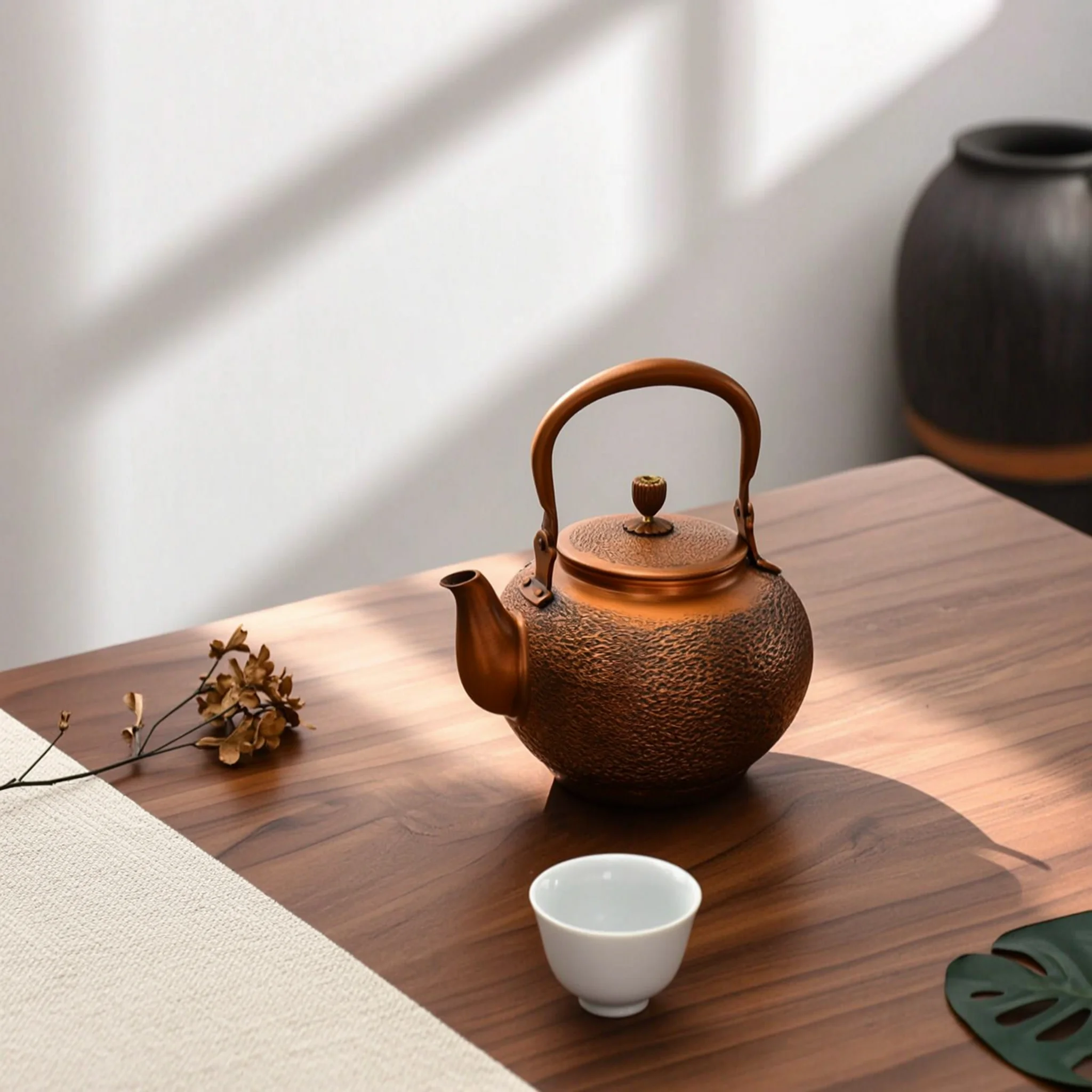 Copper Tea Kettle Contoured Tea Kettle with Lid Teapot Functional Compact for Guests, Home, Office