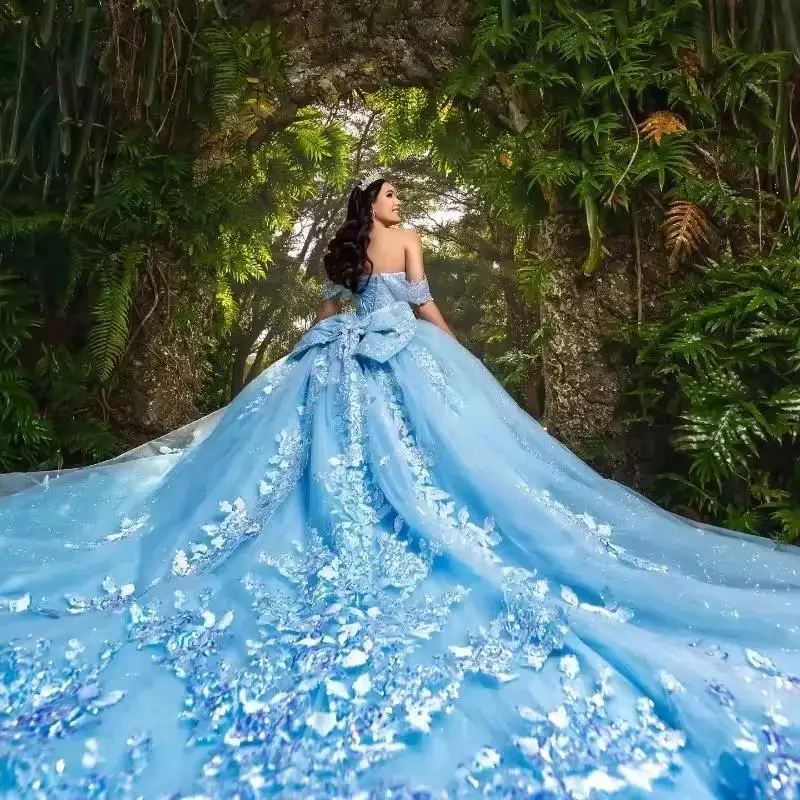 ที่กําหนดเอง Sky Blue Quinceanera ชุดลูกไม้ลูกไม้ชุดเจ้าหญิงหวาน 15 16 ปี Appliques หรูหราโบว์ใหญ่ Vestidos De 15 Anos