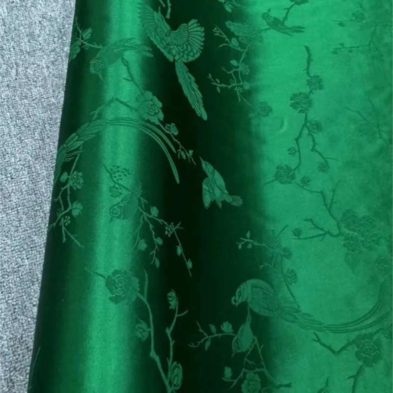 플레인 컷 치파오 원단 Hanfu 실크 자카드 킹 새틴 30 momme 114CM 와이드 눈썹