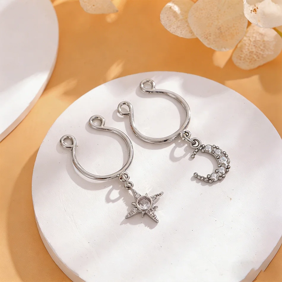 2 pcs Stainless Steel Fake Nipple Rings No Piercing Nipple Clip Perfect for Enhancing Your Look and Adding a Touch of Sexiness