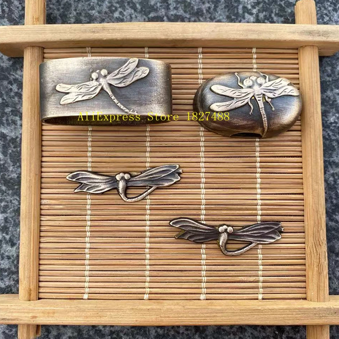 

Dragonfly Menuki Fuchi Kashira Brass Fittings Japanese Samurai Sword Handle KOSHIRAE Katana/Wakizashi/Tanto Tsuka Accessory ﻿