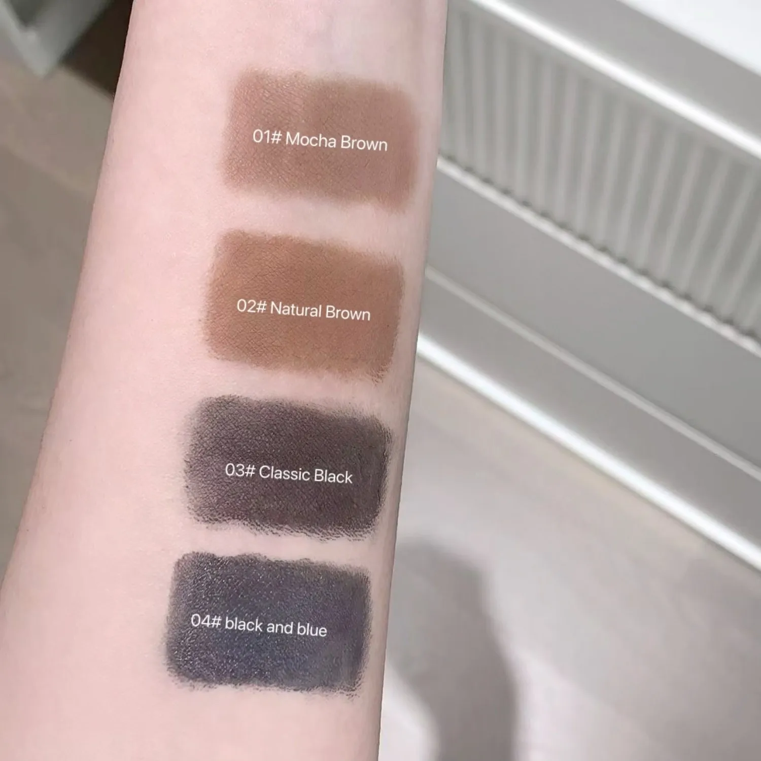 SHAQINUO Tweekoppige Wenkbrauwverf Crème Waterdichte Langdurige Make-up om Natuurlijke Driedimensionale Wilde Wenkbrauwen te Creëren