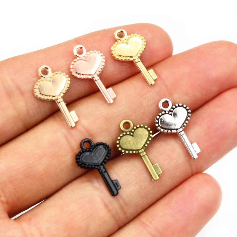 40pcs Charms Cute Most Heart Key 17x10mm Antique Silver Plated Bronze Pendant fit Vintage Tibetan Findings for Jewelry Making