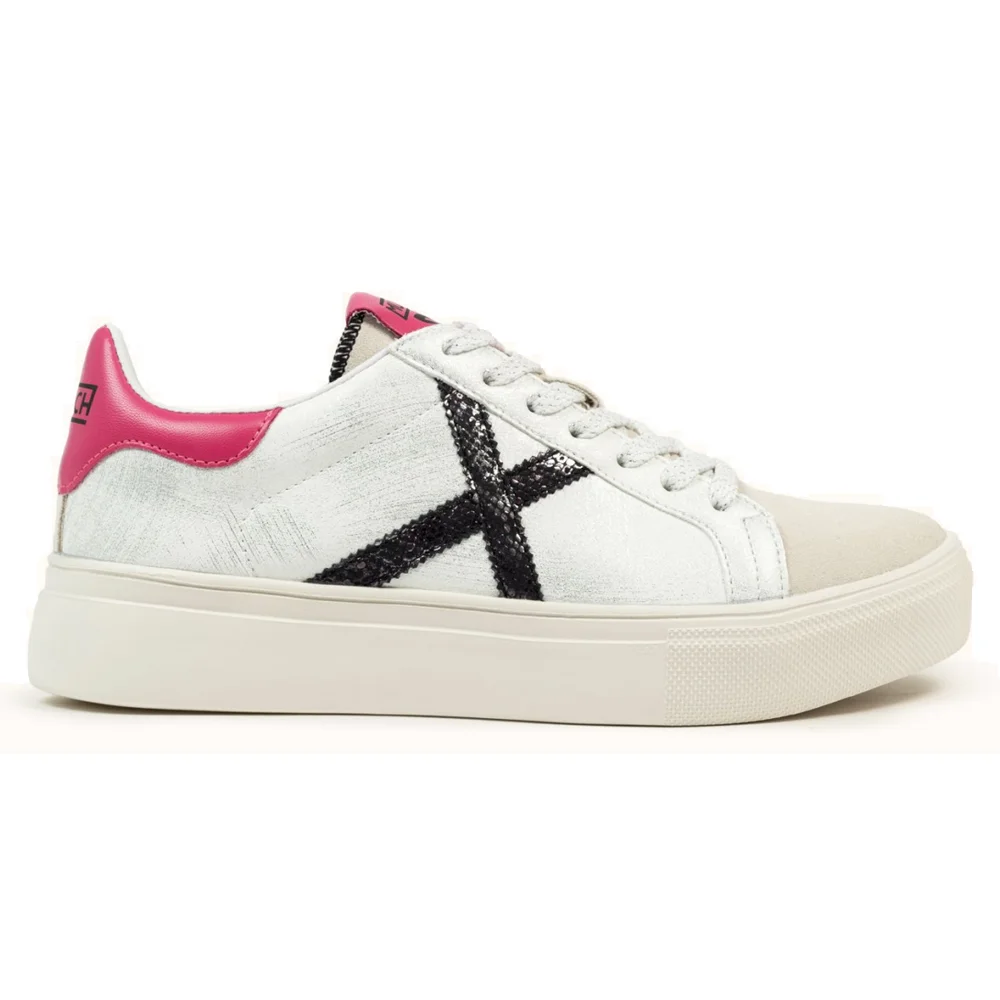 Zapatillas Munich Rete Sky Blancas para Mujer - Estilo Clásico con Detalles Fashion