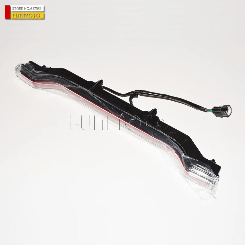 Światło pozycyjne dla CF600AU-3L/cforce 625. Kod wynosi 9DS # - 160230 -6001