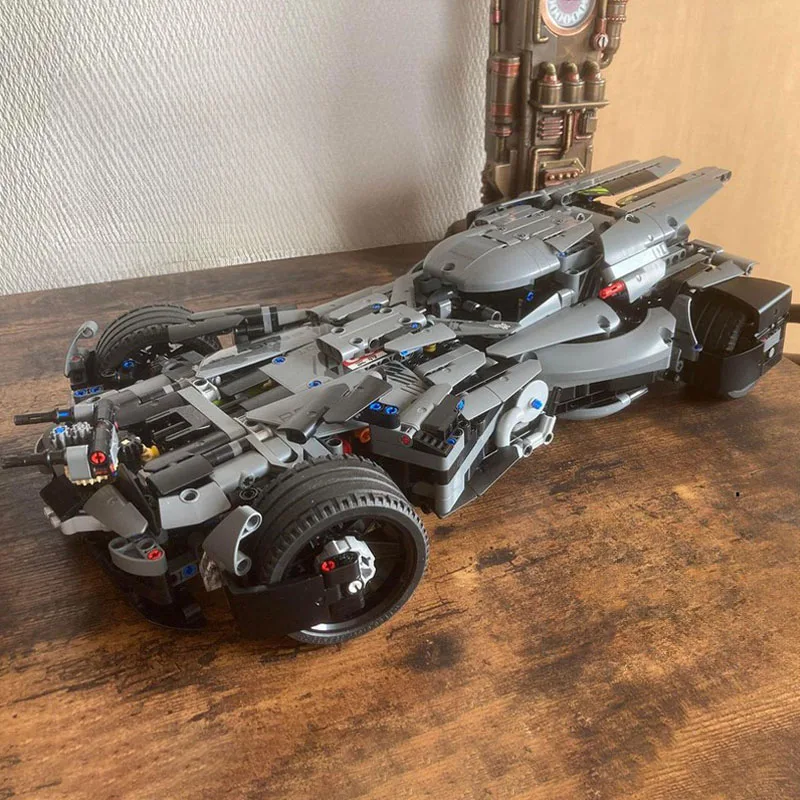 1283PCS MOC BvS Batmobile-S(18.5 Inches Long/10 Inches Wide/4.5 Inches High) With Working Engine Opening Cockpit Model Building
